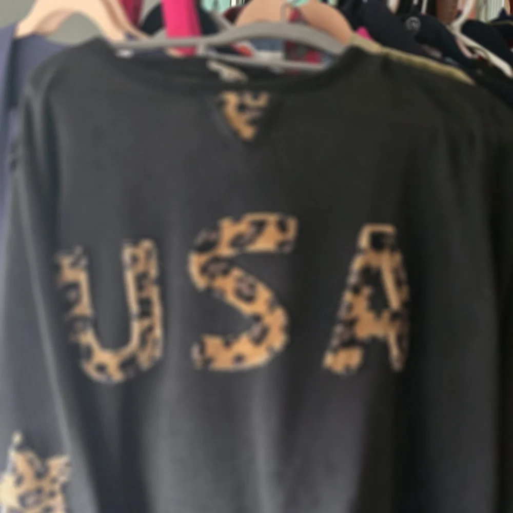 POL Black Sweatshirt with Leopard Print USA Design PTP 23 Very Nice Bell Mid Sle - Picture 2 of 7
